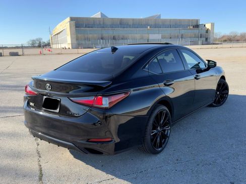 Used 2019 Lexus ES 350 F Sport image 4