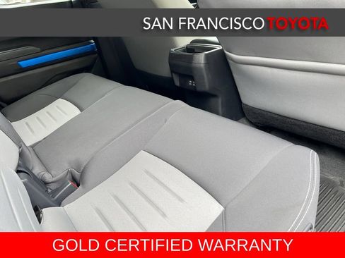 Certified 2025 Toyota Tacoma TRD Off-Road AWD/4WD image 18