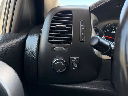 Used 2012 GMC Sierra 1500 SLE w/ Power Tech Package image 10