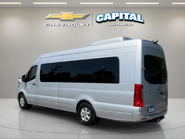 Used 2021 Mercedes-Benz Sprinter 2500 image 4