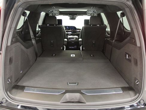 Used 2023 Cadillac Escalade ESV Sport Platinum w/ LPO, ONYX Package image 10