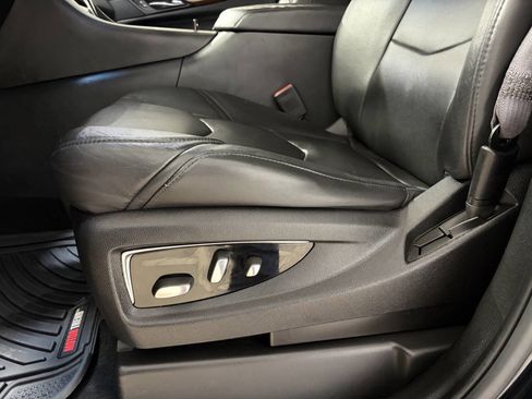 Used 2016 Cadillac Escalade Luxury image 20
