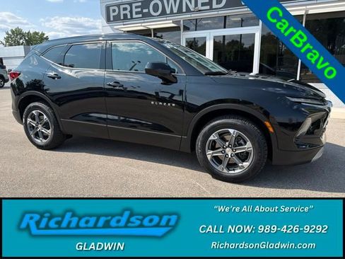 Used 2024 Chevrolet Blazer LT w/ Convenience Package AWD/4WD image 1