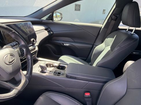 Used 2023 Lexus RX 350 Premium Plus w/ Cold Area Package FWD image 5