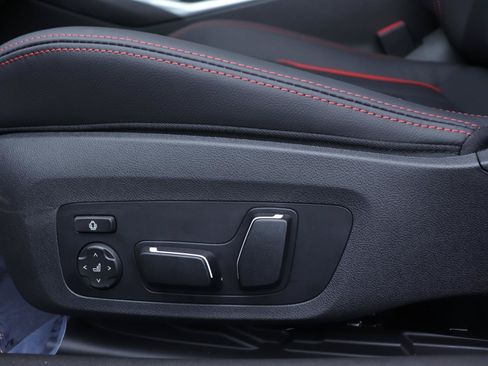 New 2026 BMW M2 w/ Lighting Package RWD image 21