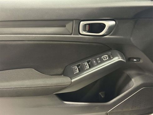 Used 2023 Honda Civic Sport image 13