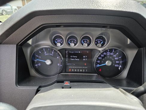 Used 2012 Ford F350 Lariat w/ Lariat Interior Pkg image 8