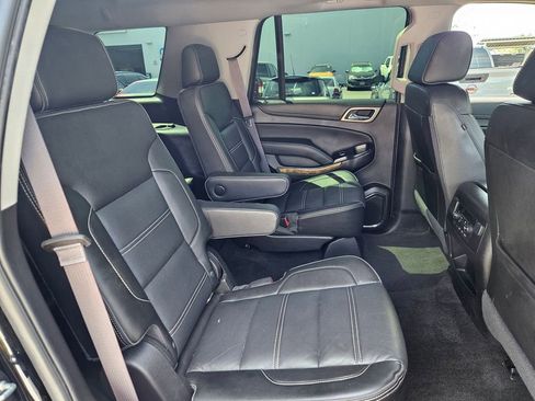 Used 2017 GMC Yukon Denali w/ Open Road Package AWD/4WD image 16