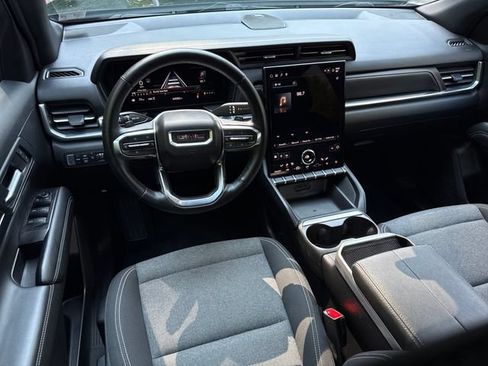 Used 2025 GMC Terrain Elevation AWD/4WD image 25