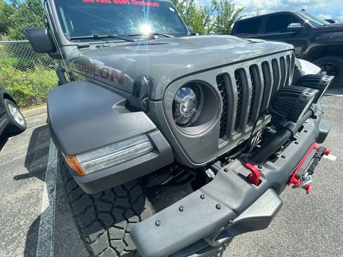 Used 2022 Jeep Gladiator Rubicon w/ Cold Weather Group AWD/4WD image 13