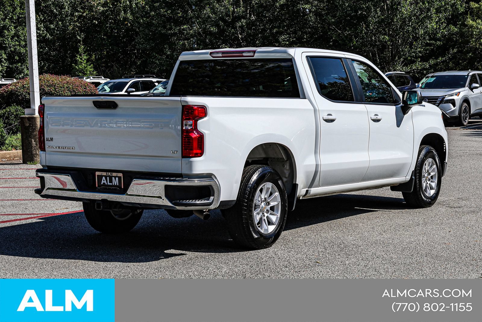Used 2025 Chevrolet Silverado 1500 LT RWD image 6