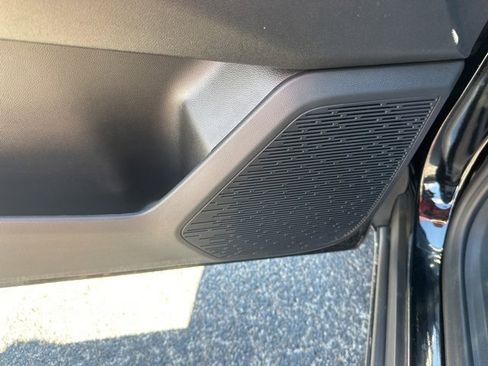 New 2026 Chevrolet Equinox LT image 14