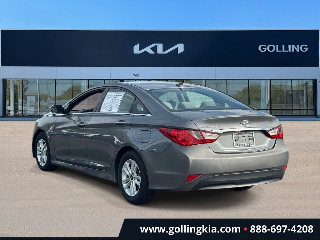 Used 2014 Hyundai Sonata GLS w/ Popular Equipment Group 2 FWD image 4