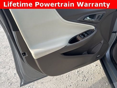 Used 2024 Chevrolet Malibu LT image 25