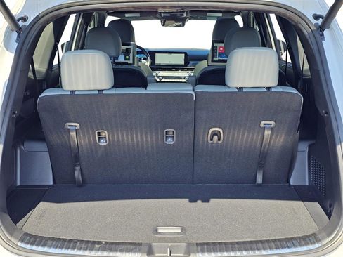 Used 2023 Kia Telluride SX Prestige X-Line AWD/4WD image 11
