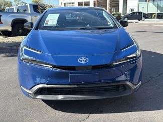 Used 2024 Toyota Prius LE video 2