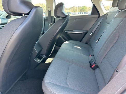 Used 2025 Kia K4 LXS image 8