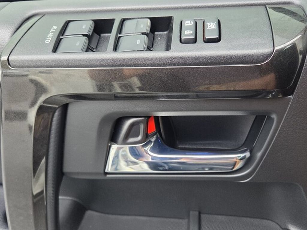 Used 2021 Toyota 4Runner Nightshade AWD/4WD image 32