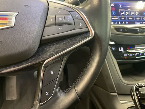 Used 2021 Cadillac XT5 Premium Luxury AWD/4WD image 32