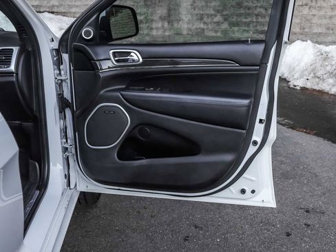 Used 2016 Jeep Grand Cherokee High Altitude image 13