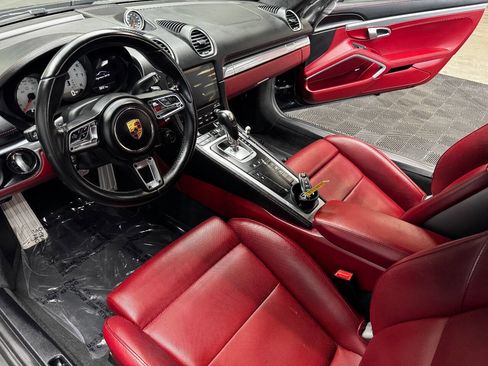 Used 2018 Porsche 718 Cayman GTS image 31