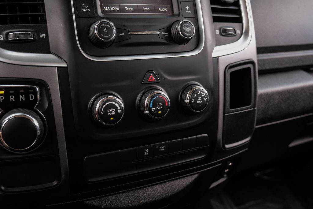 Used 2022 RAM 1500 Classic SLT RWD image 20