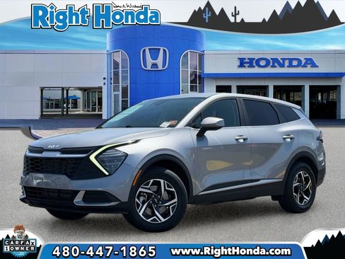 Used 2024 Kia Sportage LX AWD/4WD image 1