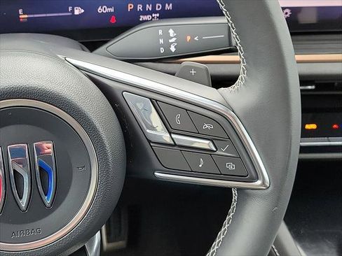 Used 2025 Buick Envision Sport Touring AWD/4WD image 18