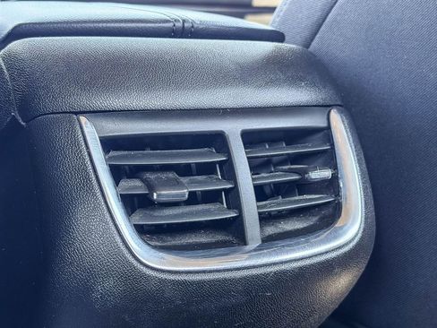 Used 2018 Chevrolet Malibu LT FWD image 23