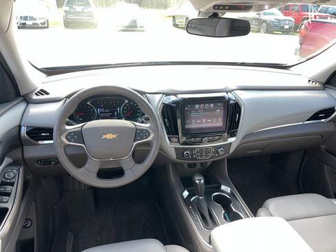 Used 2019 Chevrolet Traverse LT w/ LPO, Blackout Package image 21