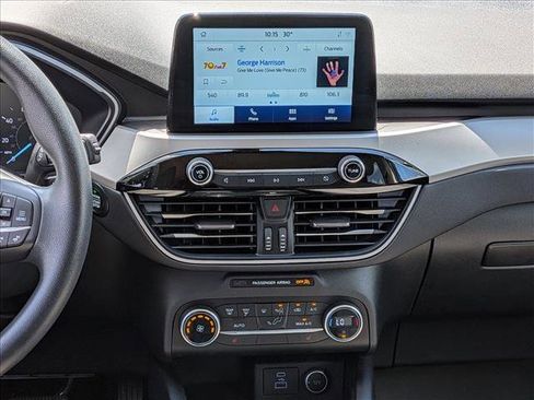 Used 2020 Ford Escape SE FWD image 13