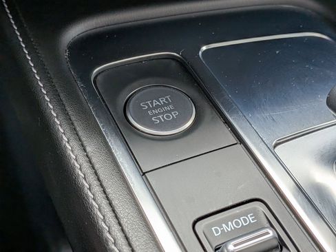 Used 2022 INFINITI QX60 Sensory w/ Vision Package AWD/4WD image 16