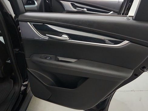 Certified 2025 Cadillac XT5 Premium Luxury w/ LPO, Floor Liner Package AWD/4WD image 24