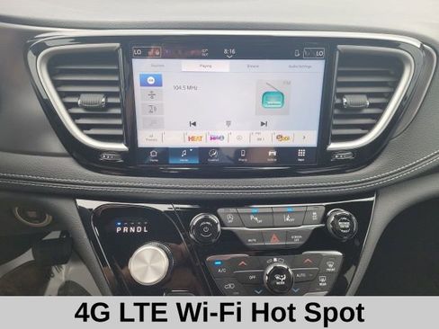 New 2026 Chrysler Pacifica Select w/ S Appearance Package image 11