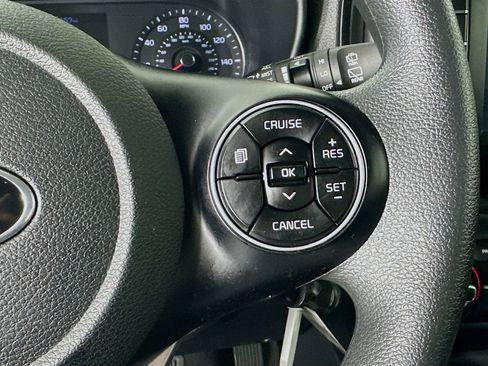 Certified 2021 Kia Soul LX FWD image 10