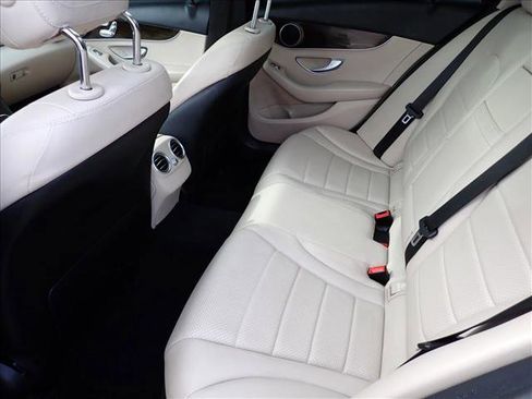Used 2018 Mercedes-Benz C 300 Sedan image 8