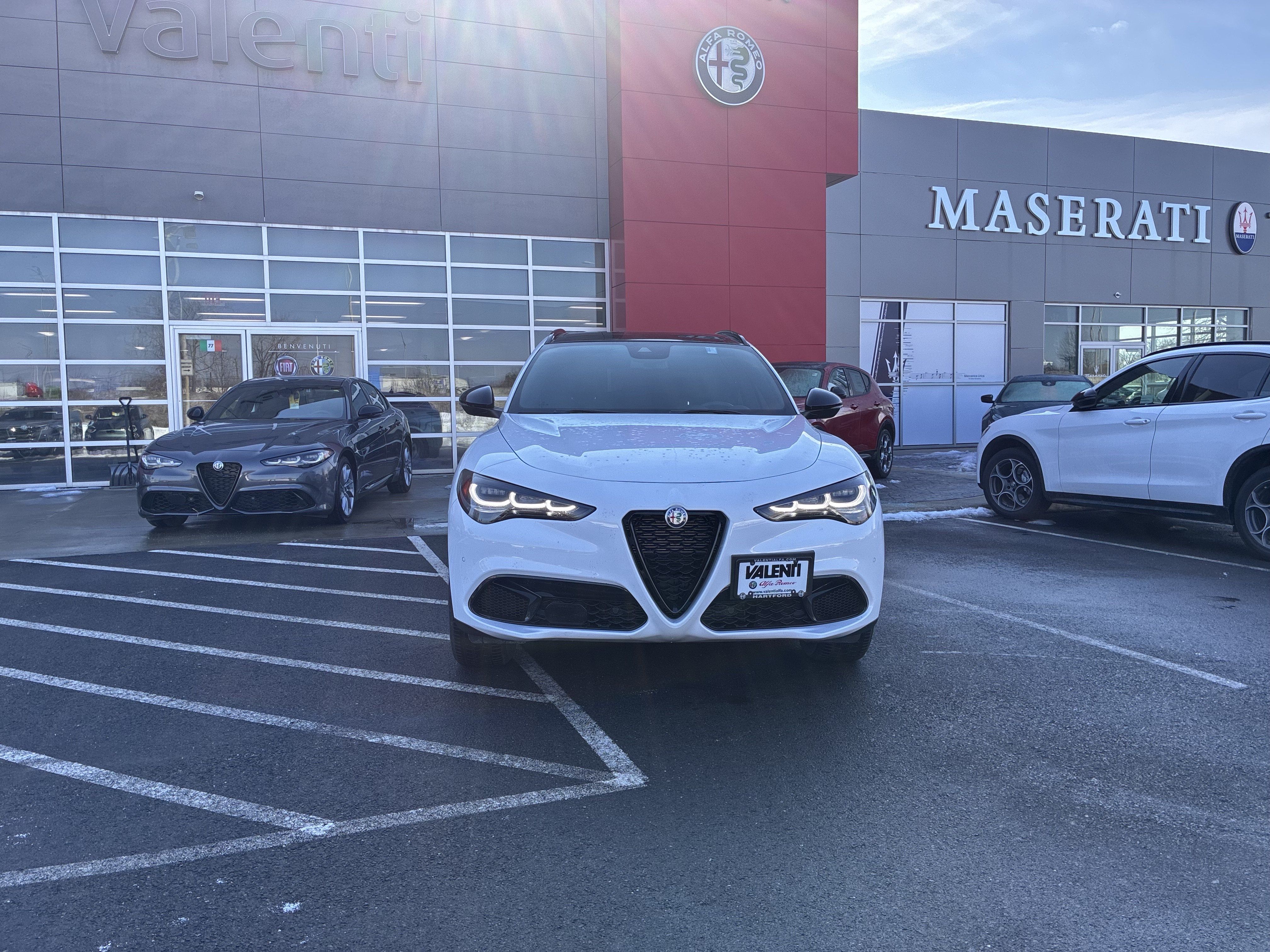 Certified 2024 Alfa Romeo Stelvio Sprint AWD/4WD image 3