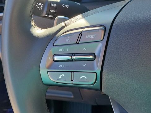 Certified 2022 Hyundai Ioniq SEL image 21