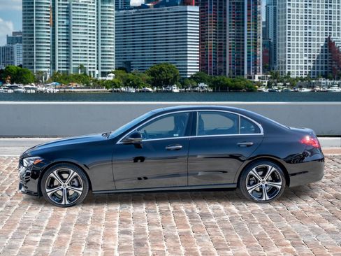 Used 2025 Mercedes-Benz C 300 Sedan image 8