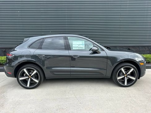 Used 2026 Porsche Macan AWD/4WD image 10