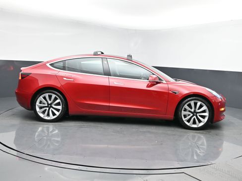 Used 2019 Tesla Model 3 Long Range image 3
