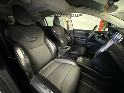 Used 2016 Tesla Model X 75D image 13