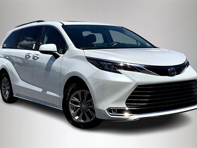 Used 2024 Toyota Sienna XLE