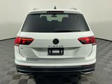 Used 2022 Volkswagen Tiguan SE image 4