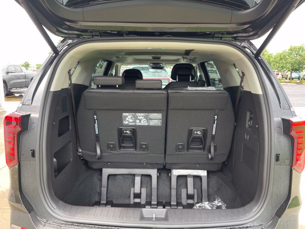 New 2027 Kia Carnival SX Prestige FWD image 16