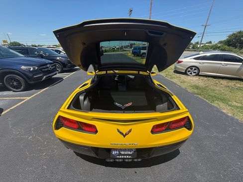 Used 2015 Chevrolet Corvette Stingray Coupe w/ 2LT Preferred Equipment Group RWD image 5