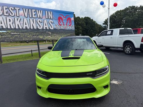 Used 2023 Dodge Charger R/T w/ Daytona Edition Group RWD image 2