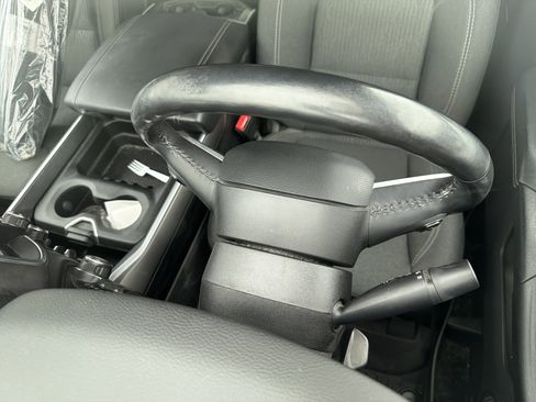 Used 2022 RAM 1500 Big Horn image 16