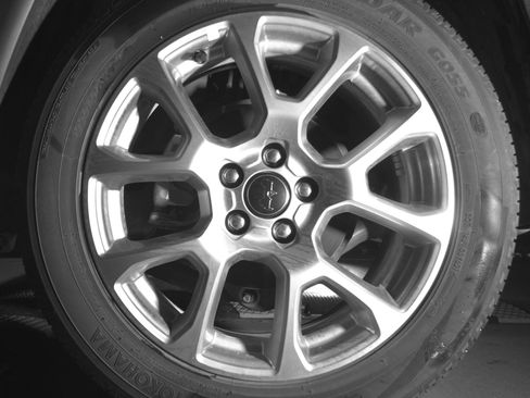 Used 2025 Jeep Compass Limited image 14