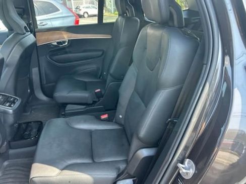 Used 2024 Volvo XC90 B6 Plus w/ Protection Package Premier AWD/4WD image 4